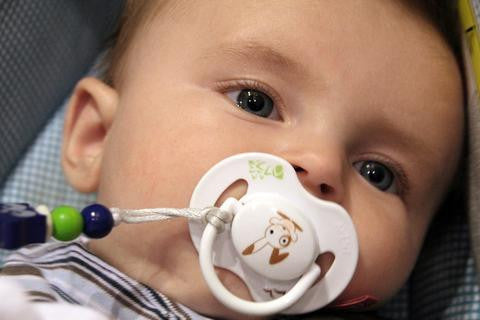 wean baby off of the pacifier