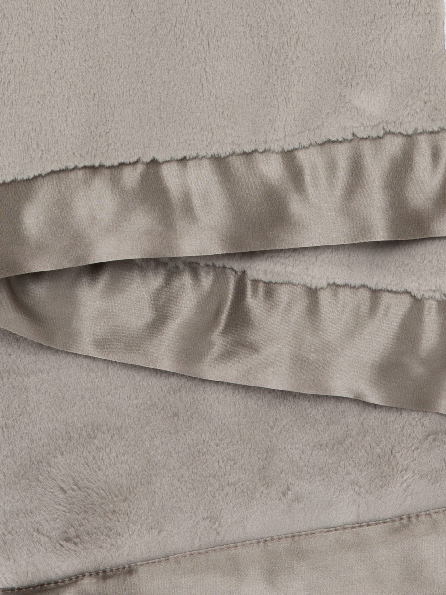 Little Giraffe Luxe™ Irresistibly Soft Luxury Throws (45" x 59")