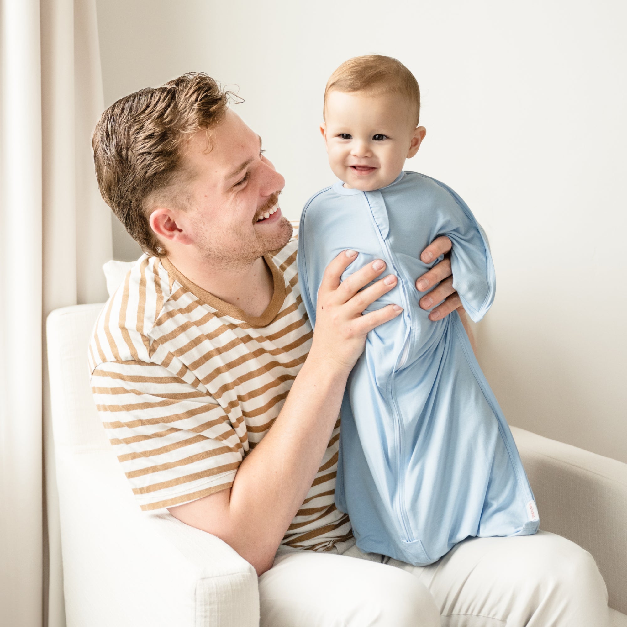Sleeping Baby EverSoft™ Bamboo Zipadee-Zip Swaddle Transition (Sky