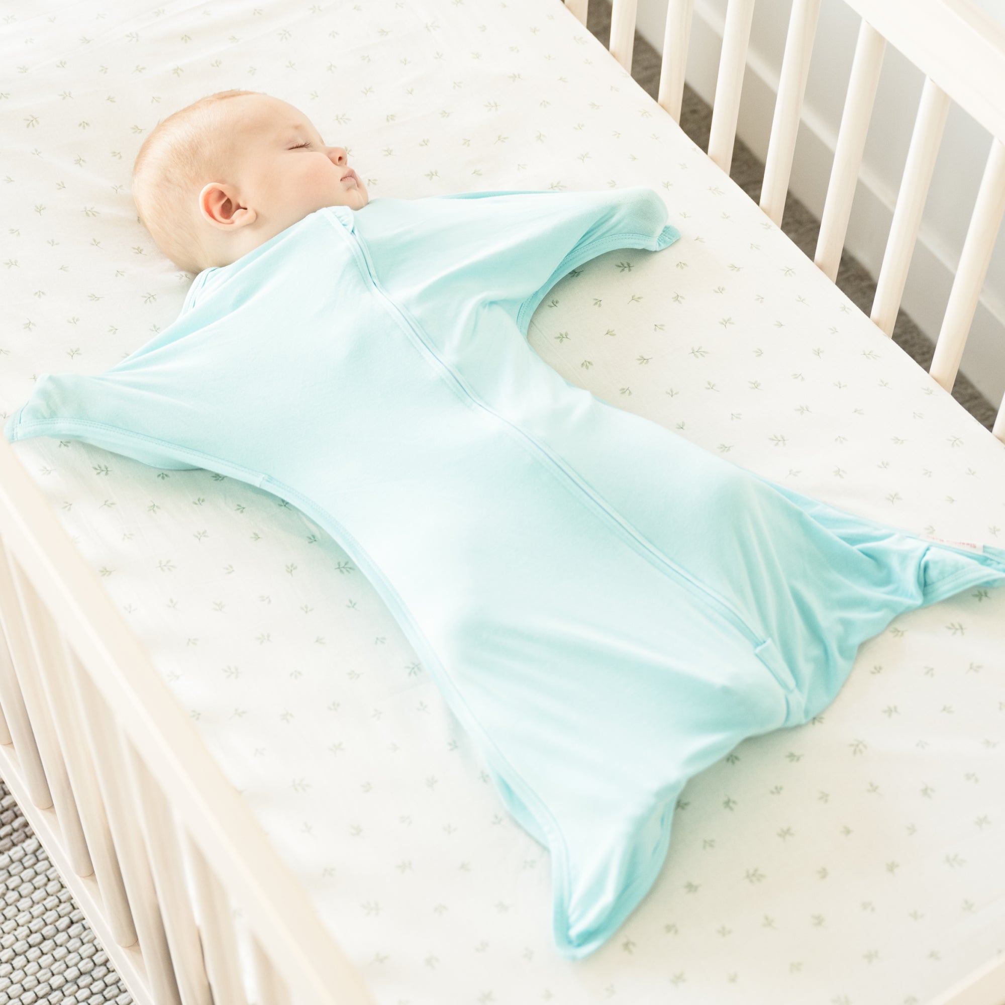 Sleeping Baby EverSoft™ Bamboo Zipadee-Zip Swaddle Transition (Sea