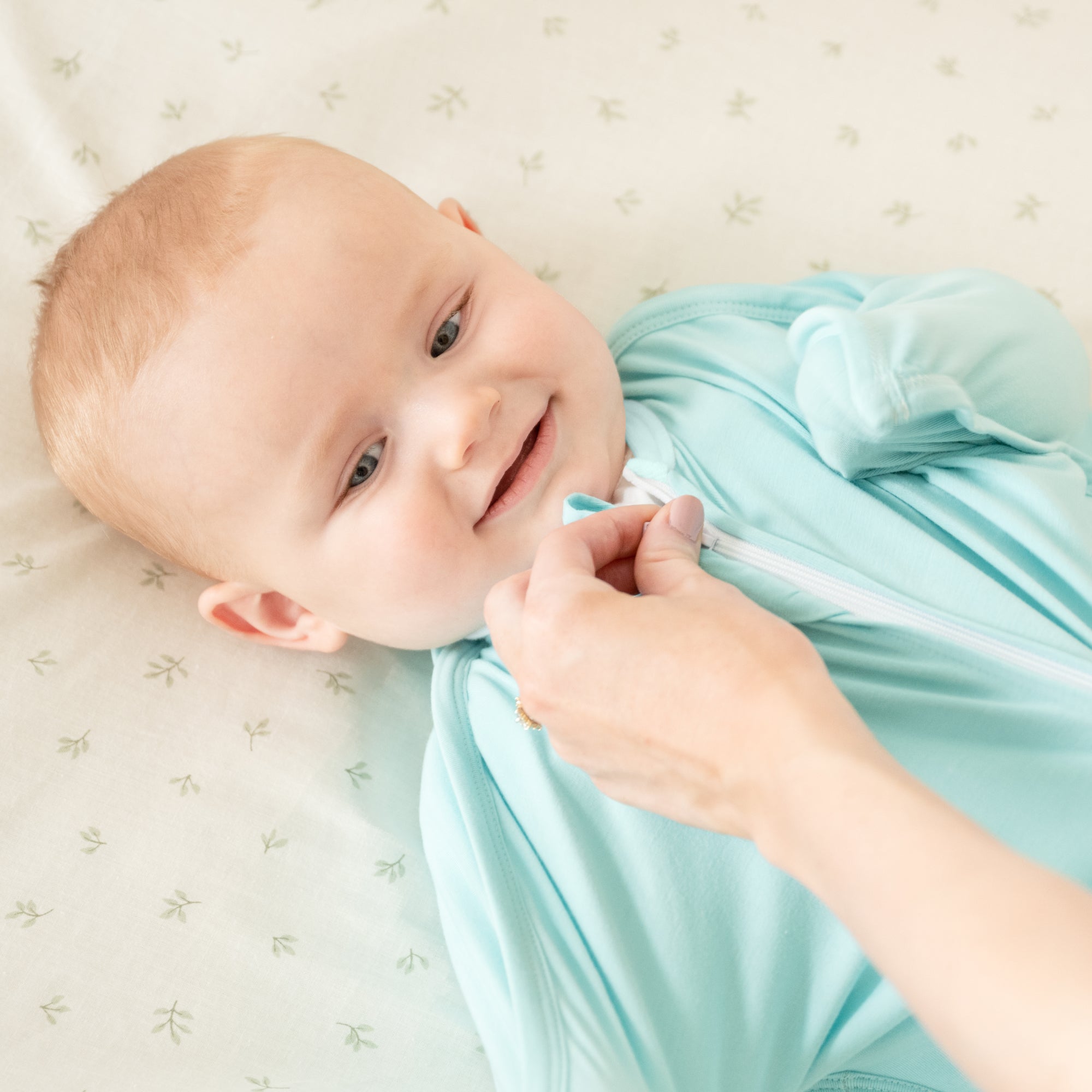Sleeping Baby EverSoft™ Bamboo Zipadee-Zip Swaddle Transition (Sea